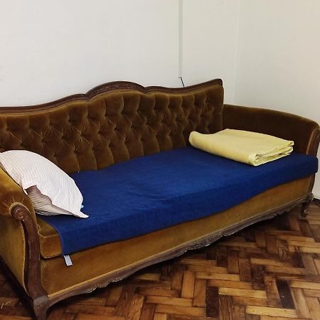 Vintage Apartment In The Center Of โนวีซาด ภายนอก รูปภาพ